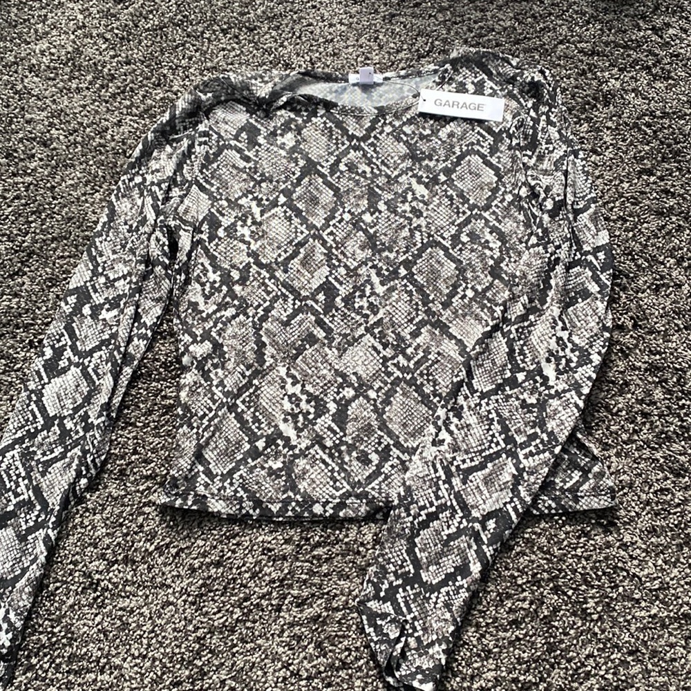 BRAND NEW Snake Print Sheet Top
